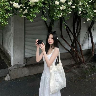 夏洛特眼中的简